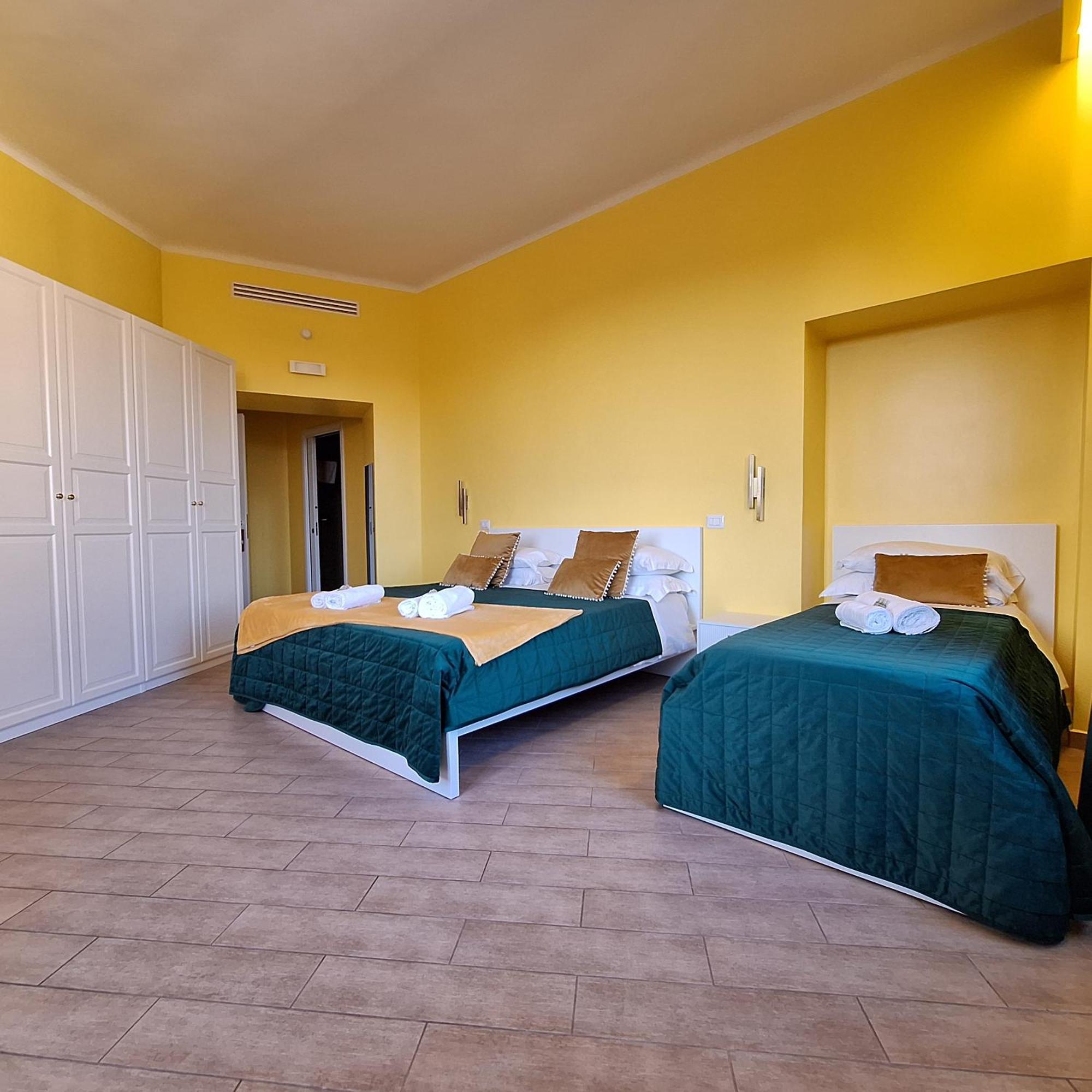 Residenze Serventi Longhi Roma Esterno foto