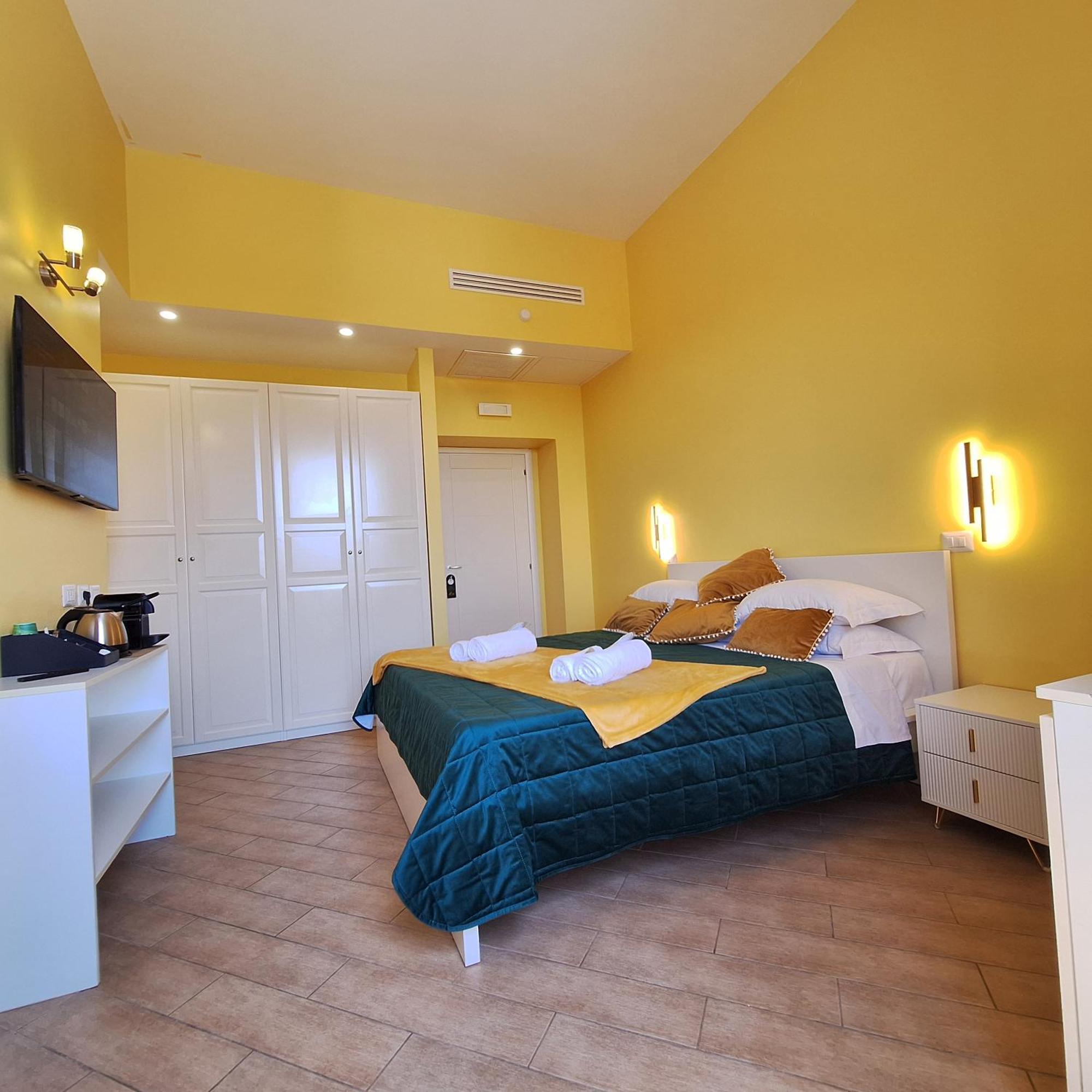Residenze Serventi Longhi Roma Esterno foto